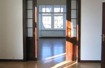 (4401) Lichterfelde-Nähe Botan.-Garten/ Altbauwohnung mit 2 Bäder, Stuck, Parkett etc.