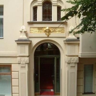 (4451) Wilmersdorf/Nähe U-Bhf. Spichernstr.excl. City-Residenz