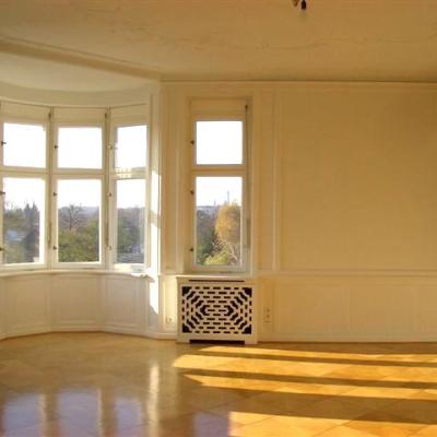 (4508) Westend/Nähe U2- repräs.Altbauwohnung mitLift!