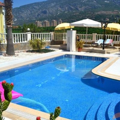 (4934) Alanya/Mahmutlar- Attraktive Villa mit Pool, Garage und Garten