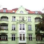 (5023) Lichterfelde/ Nähe Schloßpark- Stuck-Altbau Wohnung mit 2 Balkone, Bäder etc.