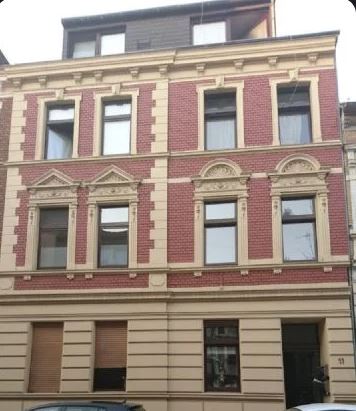 NRW-Duisburg/ Invest-Mehrfamilienhaus mit 4 WE (ca.7% Rendite)-