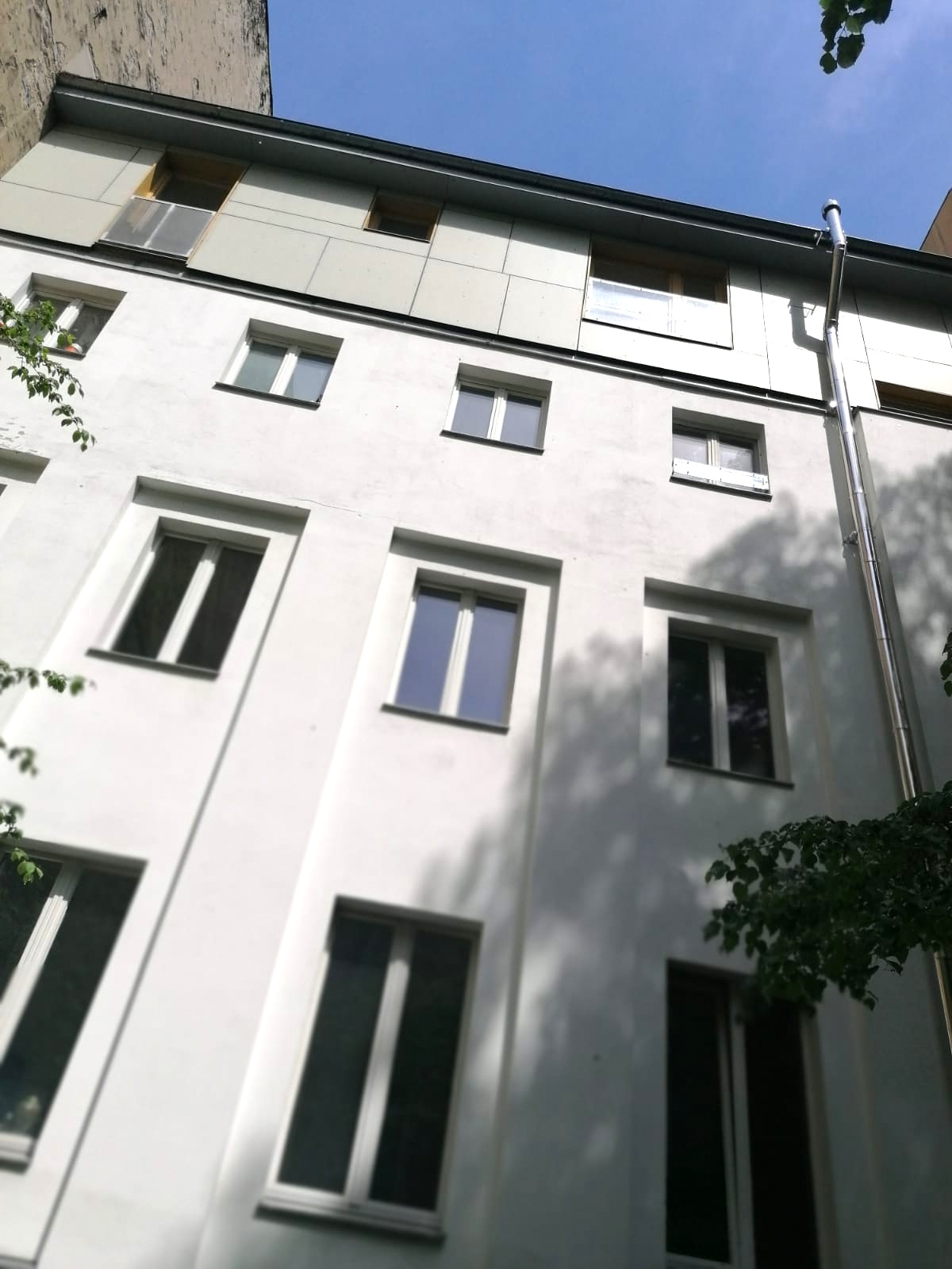 Berlin-Tiergarten/ Modernisierte Mehrfamilienhaus mit Steigerungspotenzial