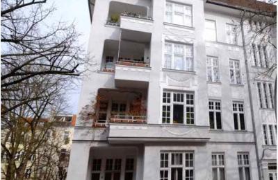 (6291) Steglitz/Bezugsfreie Altbauwohnung mit Gartenblick