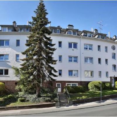 2 Mehrfamilienhäuser + 1 Gewerbeeinheit + 1 Garage in Wuppertal