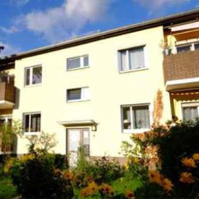 (6305) Lichterfelde/ bezugsfreie Eigentumswohnung mit Süd-West Balkon u.Wannenbad