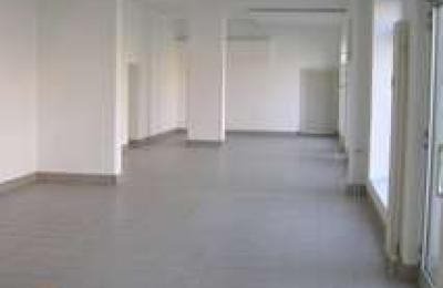 Alt-Hohenschönhausen/ Gewerberäume-Ladenlokal mit 20 m Schaufenster (vielseitig nutzbar)