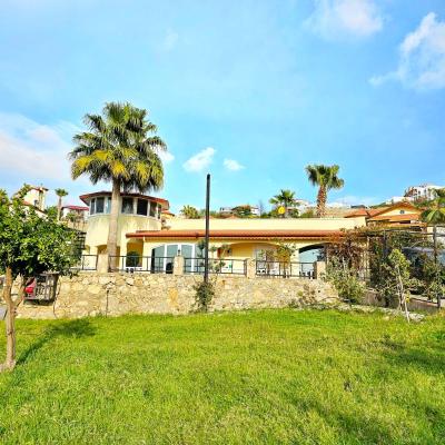 Alanya-Kargicak/ Möblierte Traumvilla mit Pool und Kinderbecken