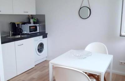 Lichtenberg-Nähe Treptower Park/ Bezugsfreie Wohnung nahe Rummelsburger See