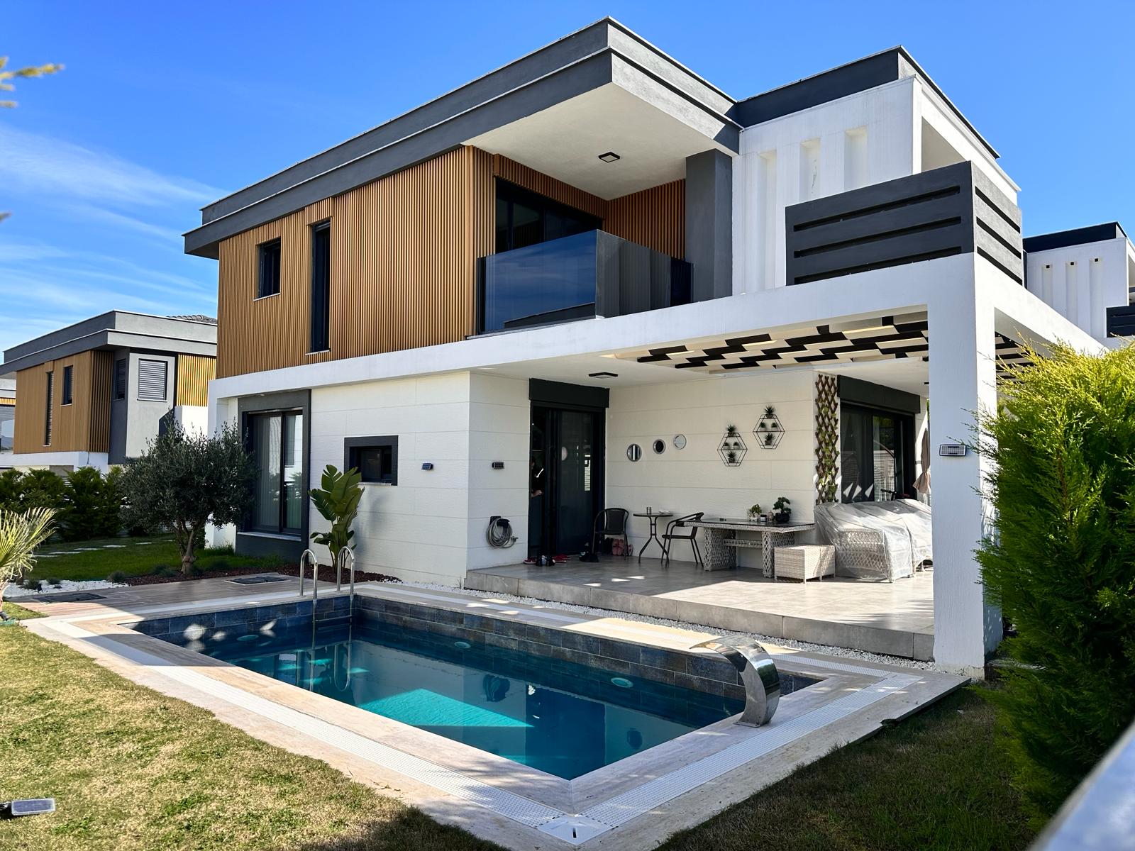 Türkei-Kusadasi/Yavansu/ Traumvilla mit Meerblick, Pool und Luxusausstattung