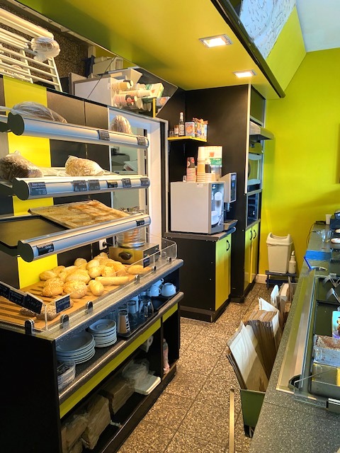 Café/Bäckerei sucht Nachfolger (geeignet auch für Spätkauf u.Lieferpizza)