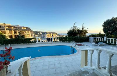 -Traumhafte Villa mit Meerblick, Pool etc. (möbliert) -