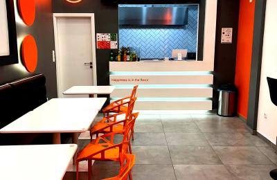 Kiezlage/ Gastroladen im EG (z.Zt.Burger/ Döner u.Pizza geeignet), gerne Existenzgründer